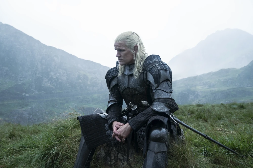 Daemon-targaryen-sitting-pose